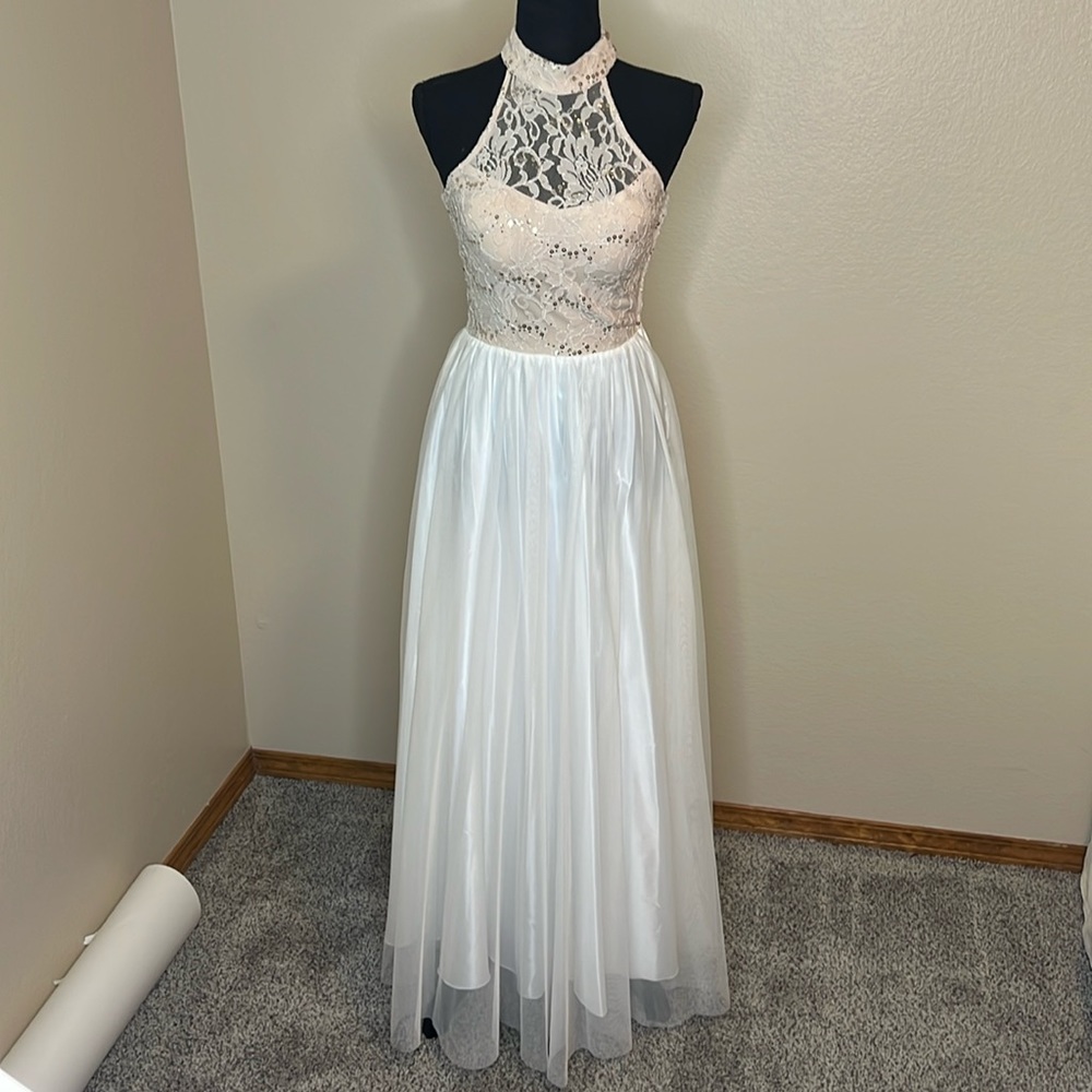 Prom Dress - Picture 2 of 10